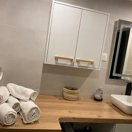 Apartment Eden In Entier